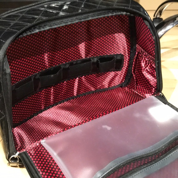 Makeup bag - Picture 2 of 5